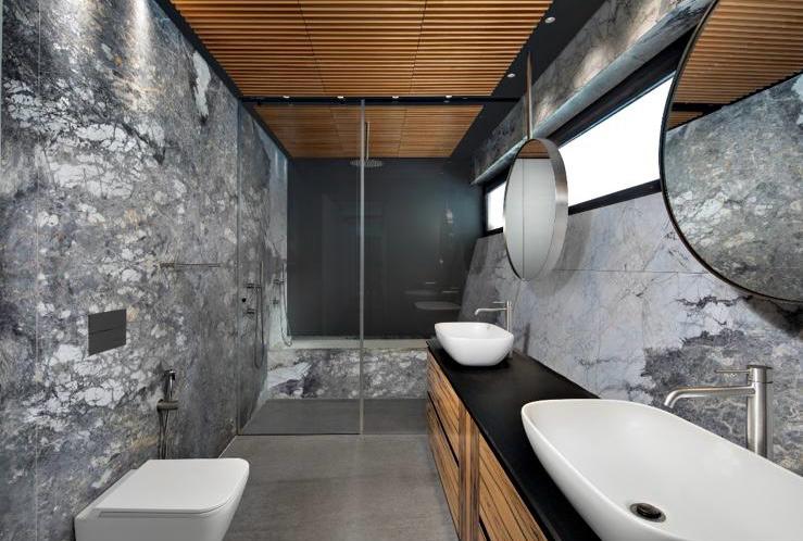 The Hillside Modern Villa view 3